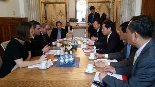 Vietnamese, Czech officials discuss bilateral relations - ảnh 1